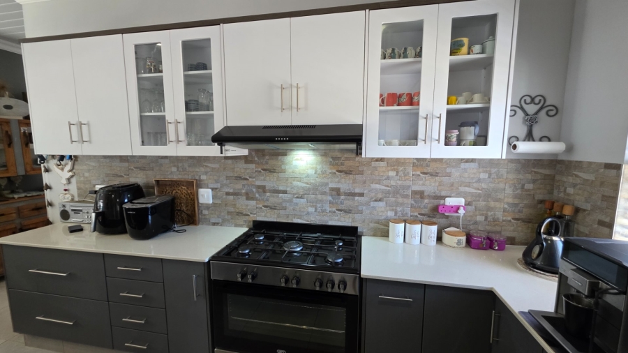 3 Bedroom Property for Sale in Island View Western Cape